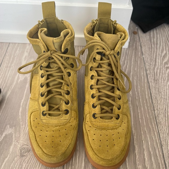 NIKE 2017 Air Force 1 Mid 'Desert Moss' - Picture 6 of 7